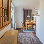 Holiday home Mackeriege *
