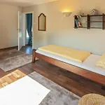 Holiday home Mackeriege *